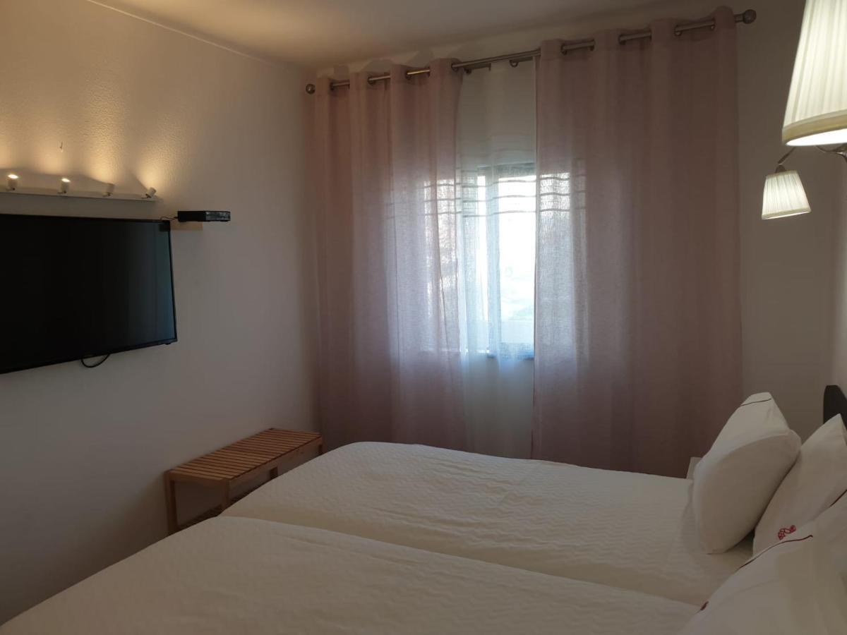 Tio Papel Iii Appartement Albufeira